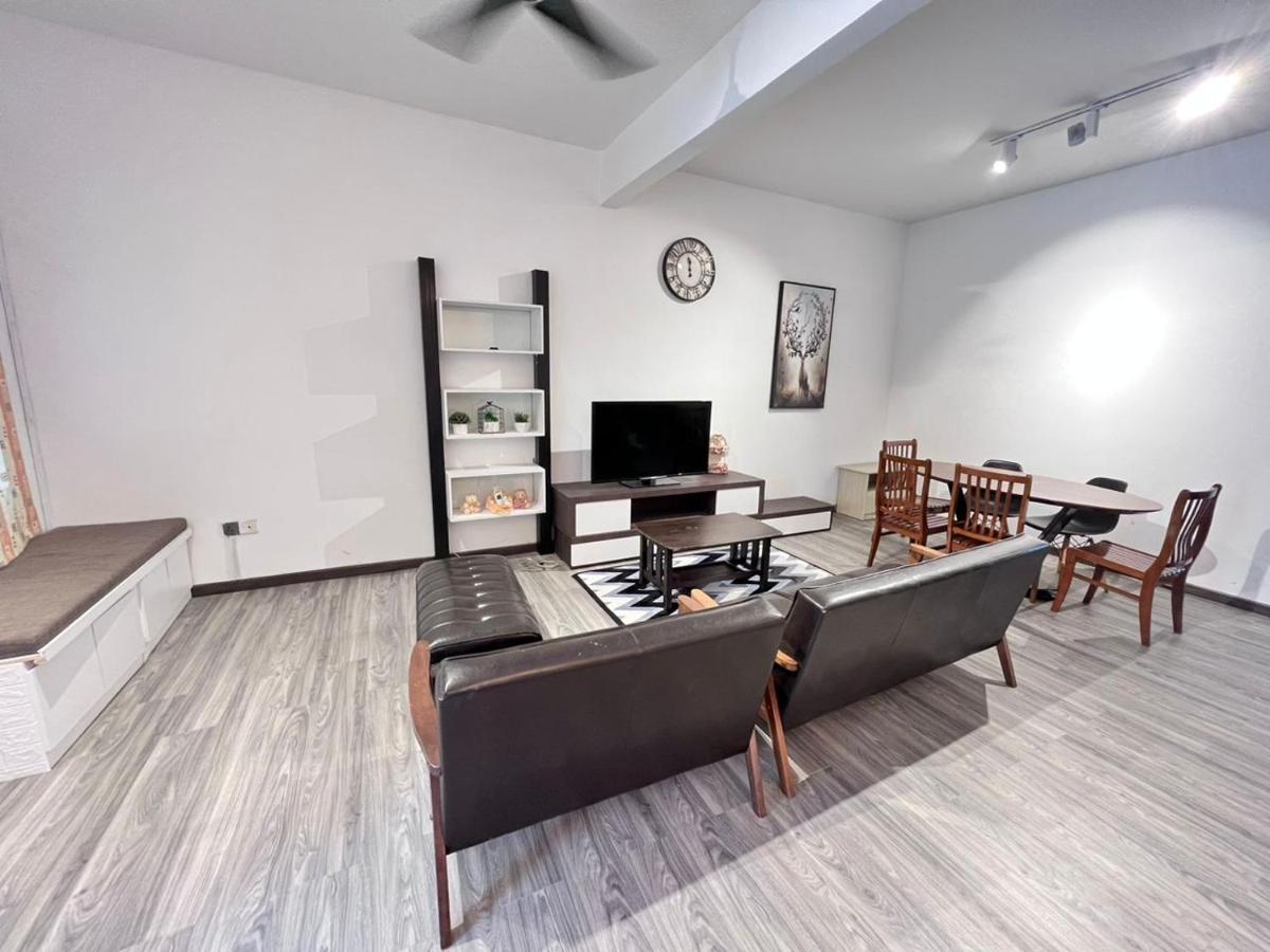 Nusa Bestari @ Skudai Jb Near Best Mart Экстерьер фото