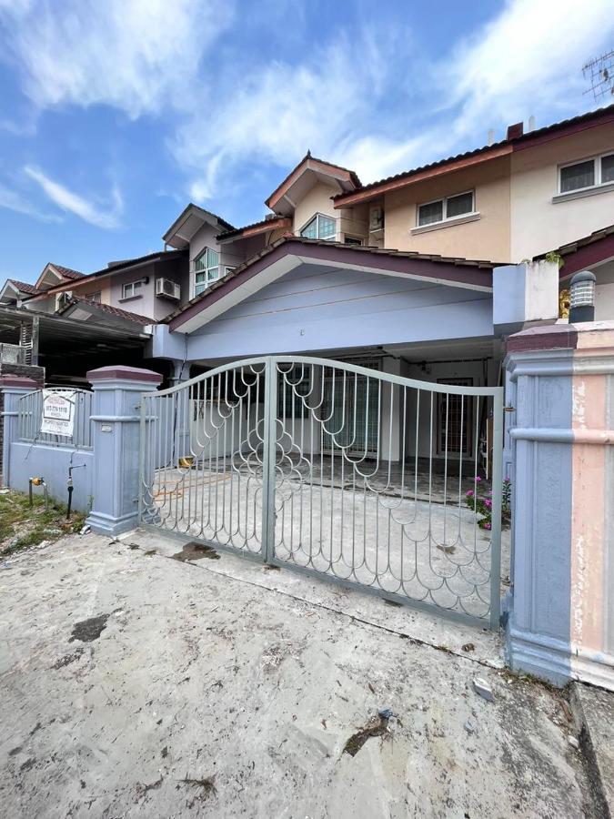 Nusa Bestari @ Skudai Jb Near Best Mart Экстерьер фото